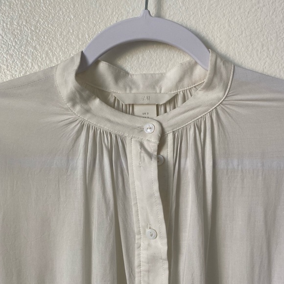 H&M Ivory White Band-Collar Viscose Blouse - Picture 3 of 3